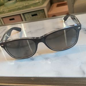 Gray ray ban wayfarer sunglasses. Worn less than 5 times total